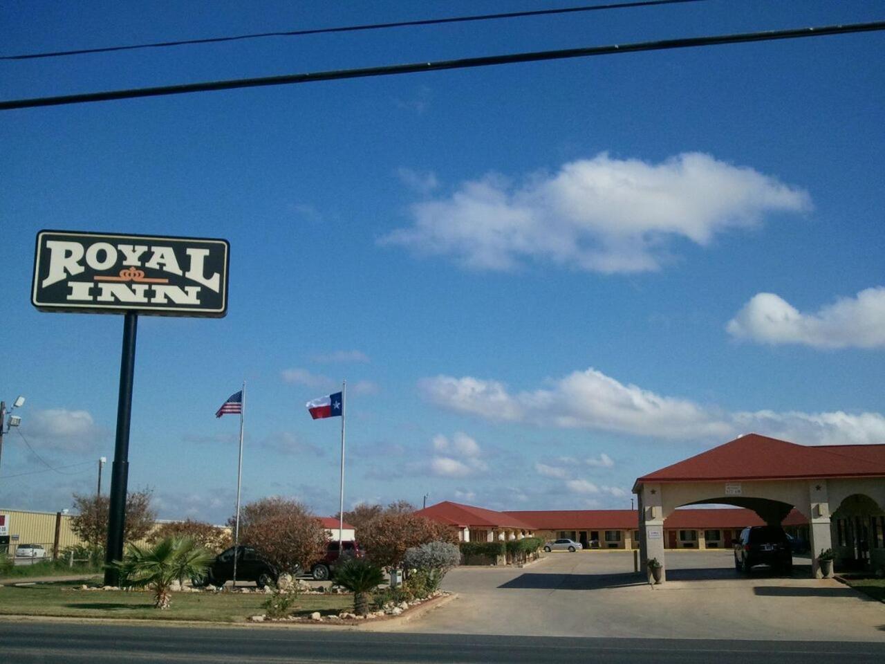 Royal Inn Pearsall Ngoại thất bức ảnh