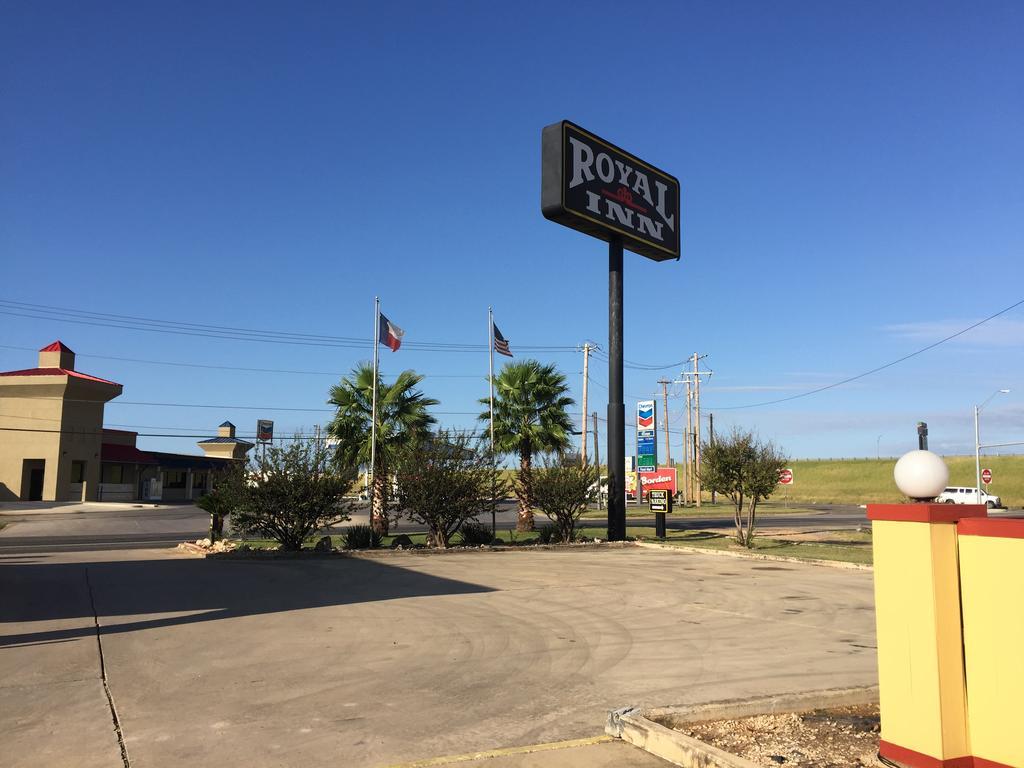 Royal Inn Pearsall Ngoại thất bức ảnh